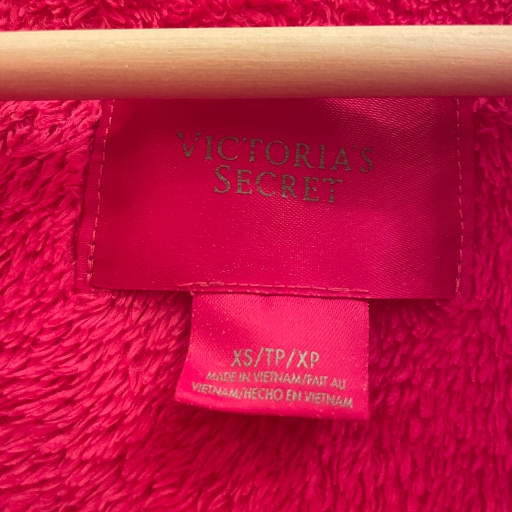 Victoria Secret plush long robe - Picture 6 of 8